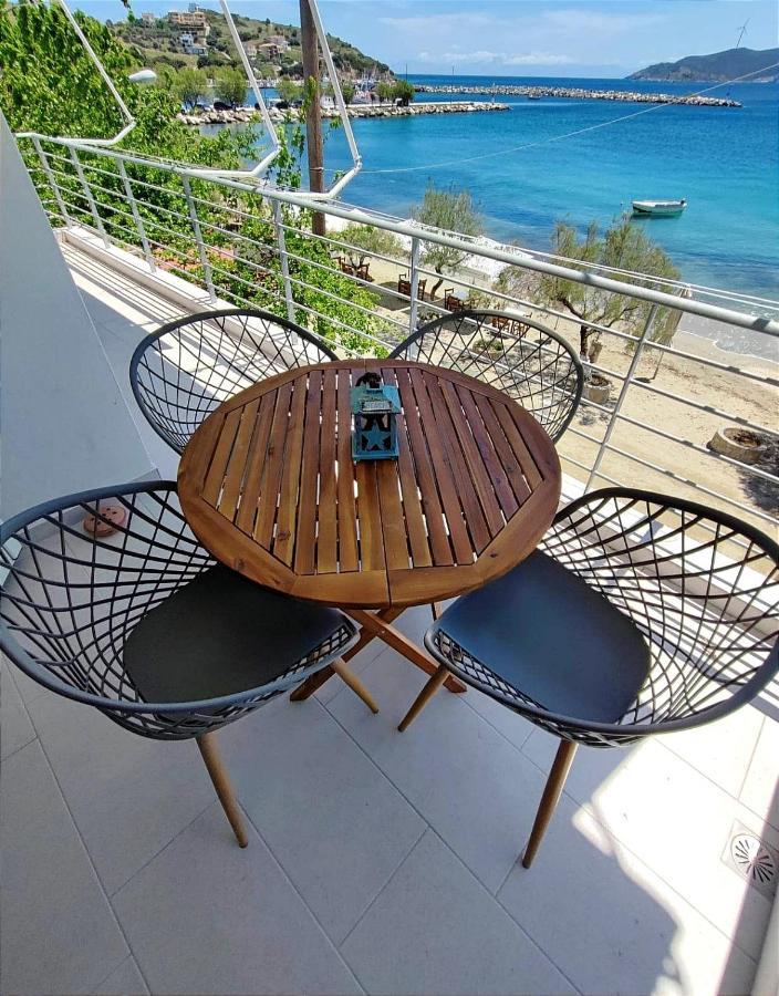 Deep Blue Apartment Агии Апостоли Екстериор снимка